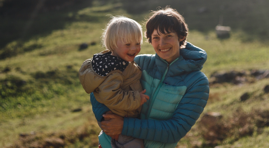 Esther Meinel-Zottl with her son in her arms