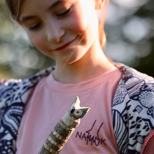 DIY with kindwaldundwiese: Carve a hiking stick with an owl