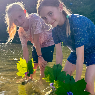 DIY with kindwaldundwiese: A little boat between reeds and adventures