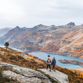 Chasing fall colors in the Swiss Alps