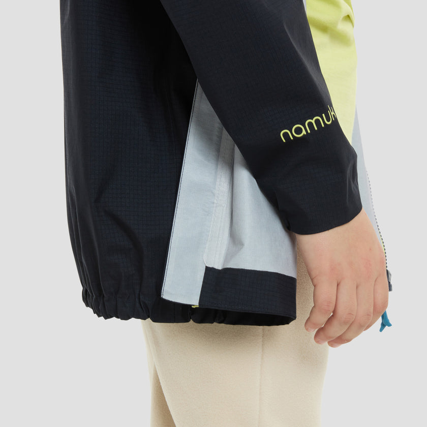 One ultralight rain jacket (9)