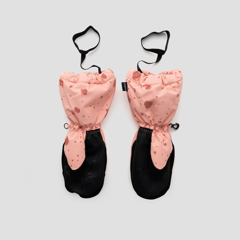 Statement mittens 