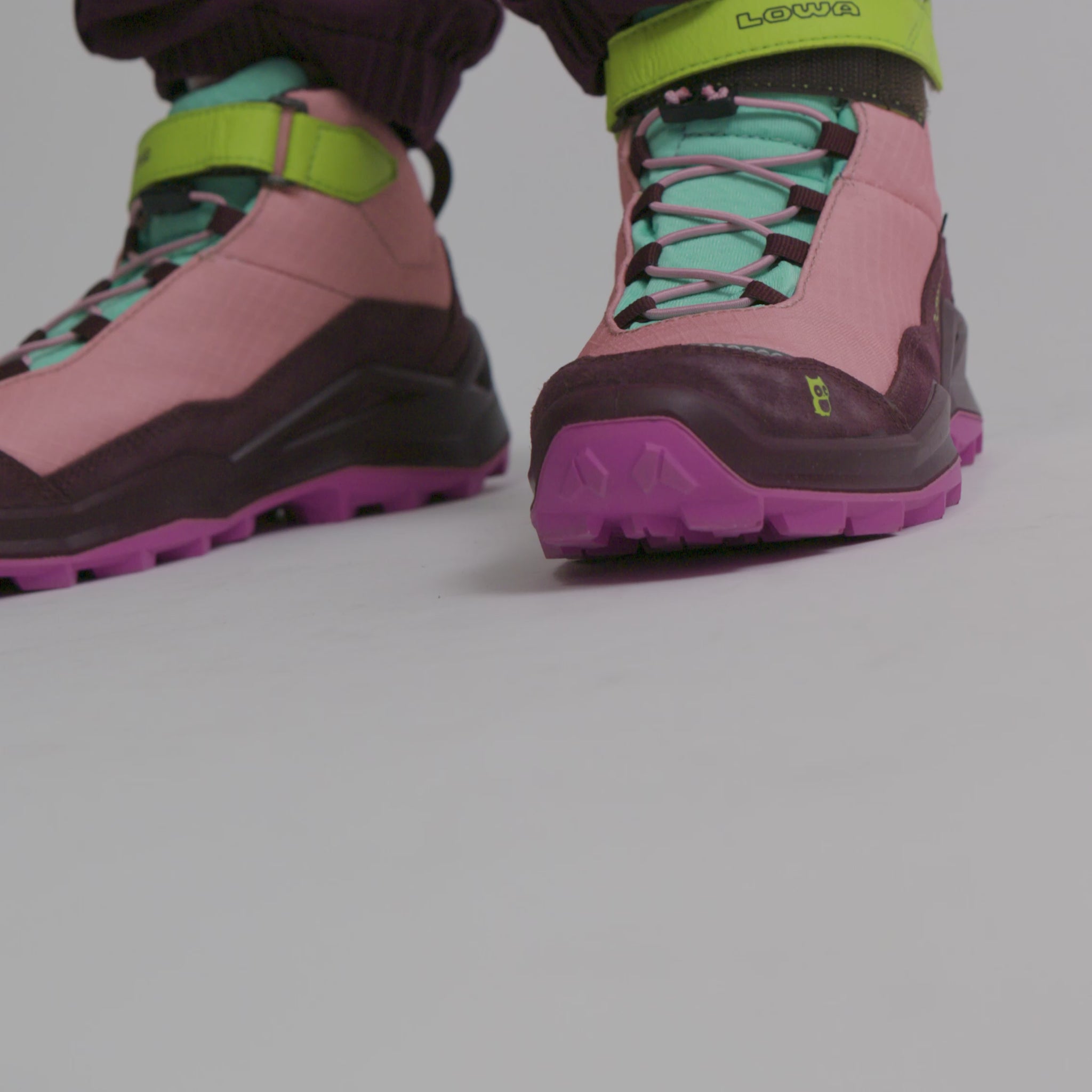 Kids hiking boots rose | Maddox PRO GTX MID VC, Lowa x namuk | namuk®